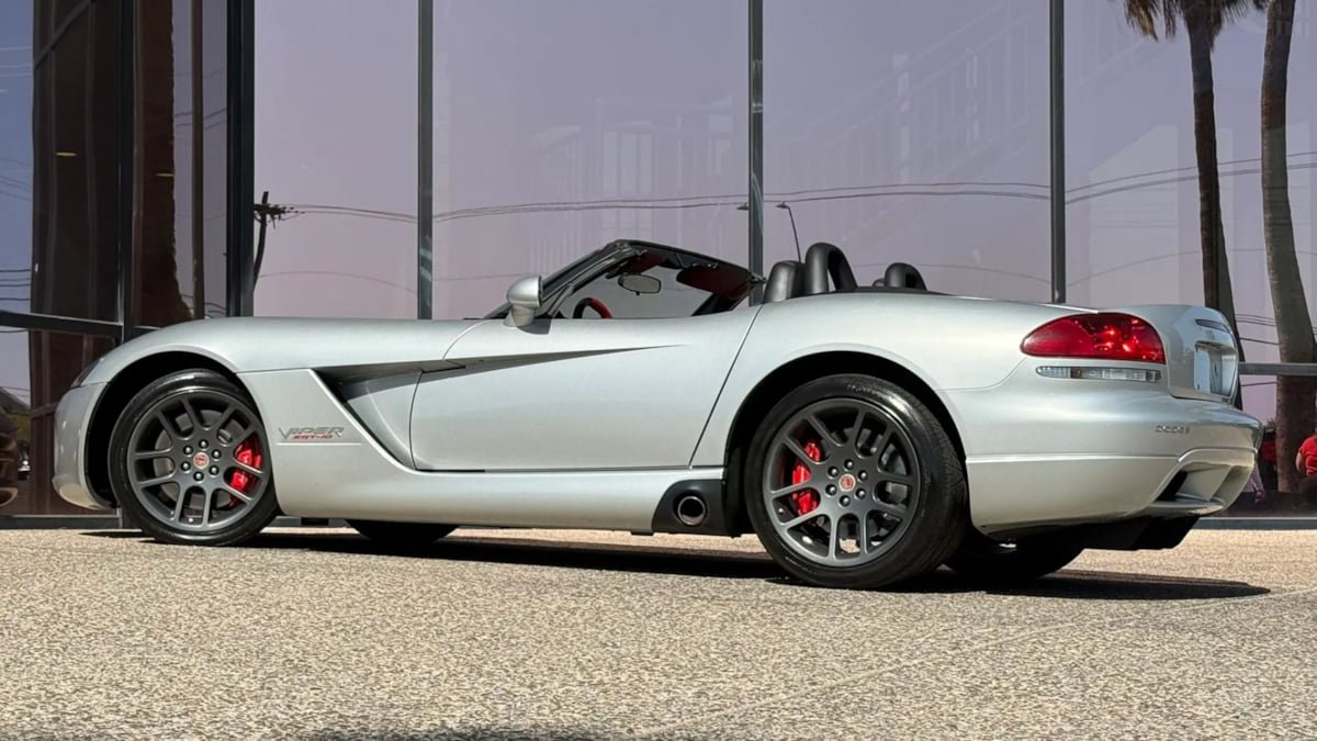 Used 2005 Dodge Viper SRT-10 w/ Mamba Edition Group RWD image 6