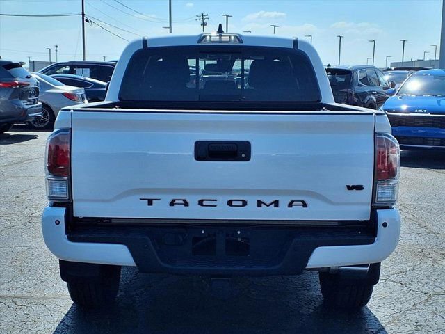 Used 2021 Toyota Tacoma TRD Sport image 5