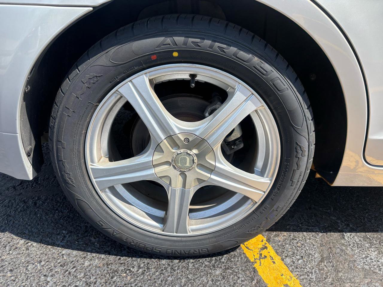 Used 2009 Lincoln MKZ image 26