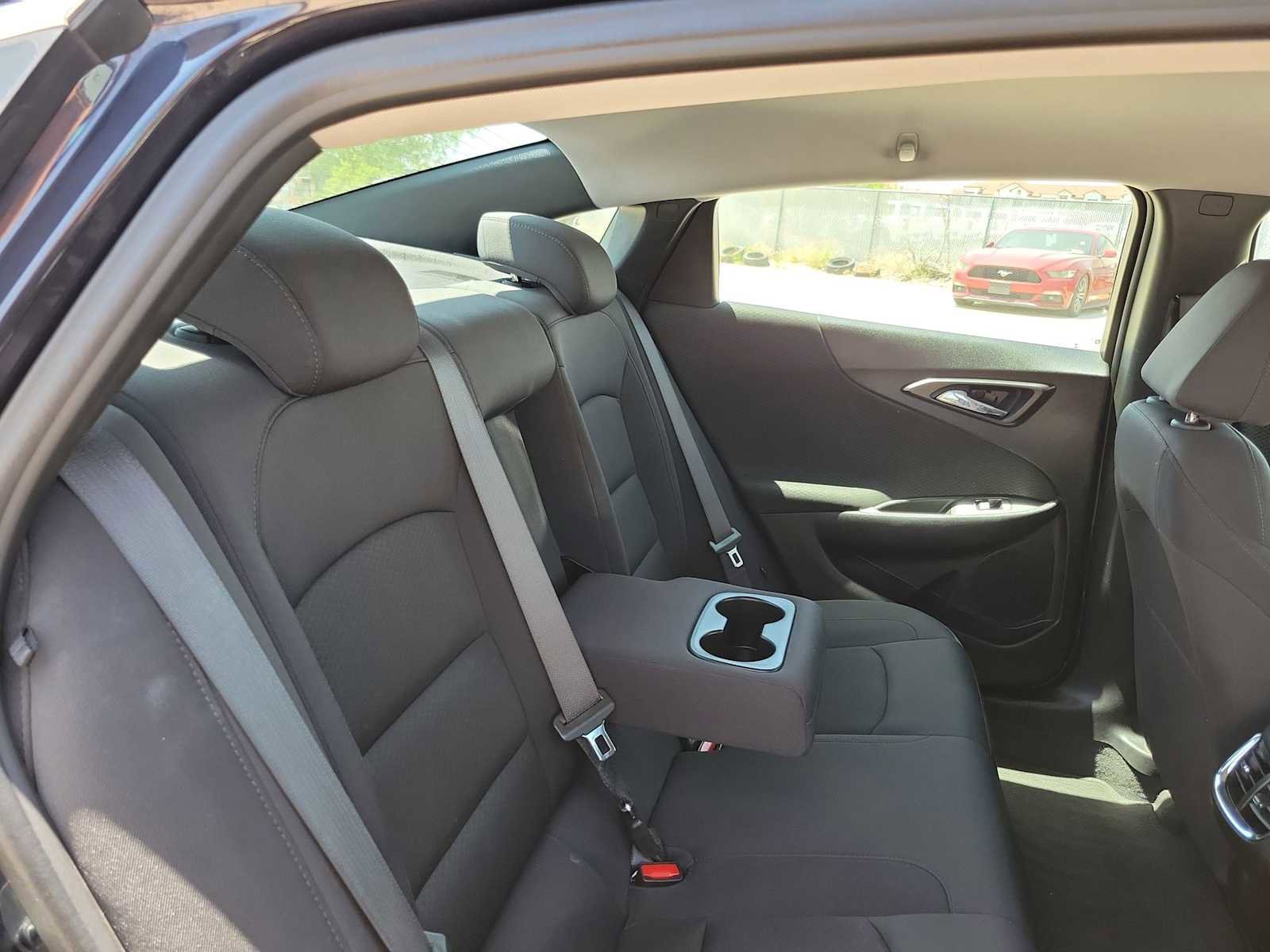 Used 2023 Chevrolet Malibu LT FWD image 17