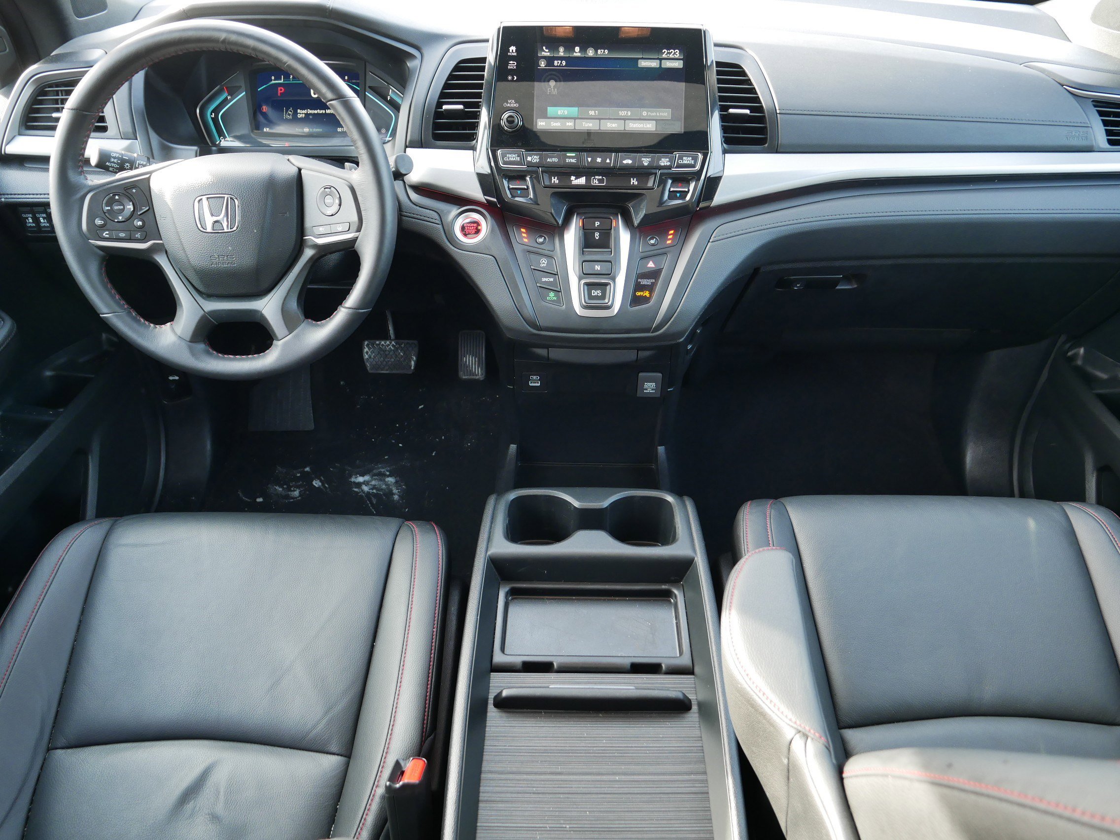 Used 2024 Honda Odyssey Sport image 10