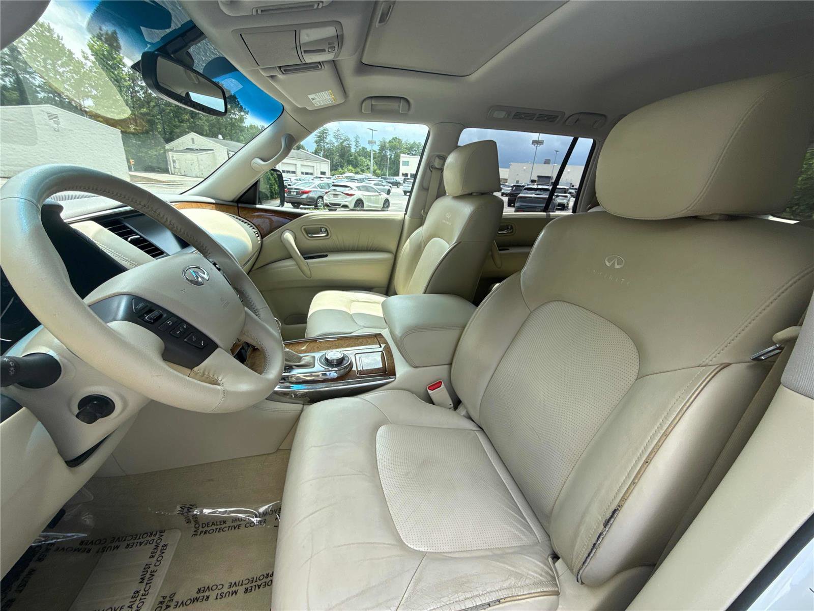 Used 2012 INFINITI QX56 4WD w/ Theater Pkg image 11