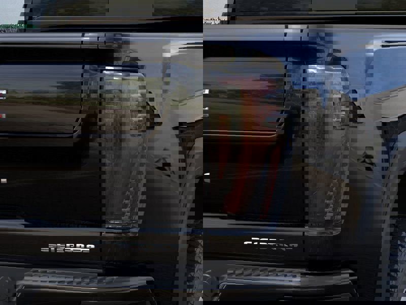 New 2025 GMC Sierra 2500 Denali w/ Denali Reserve Package image 23