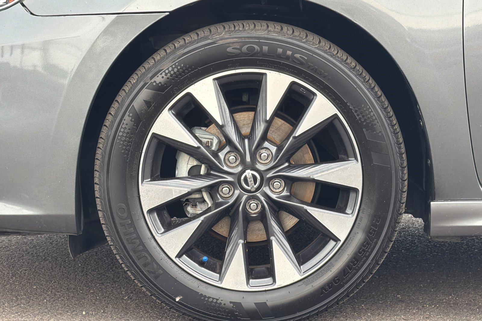 Used 2018 Nissan Sentra SR w/ Technology Package FWD image 27