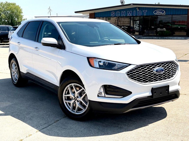 Used 2024 Ford Edge SEL w/ Convenience Package AWD/4WD image 2
