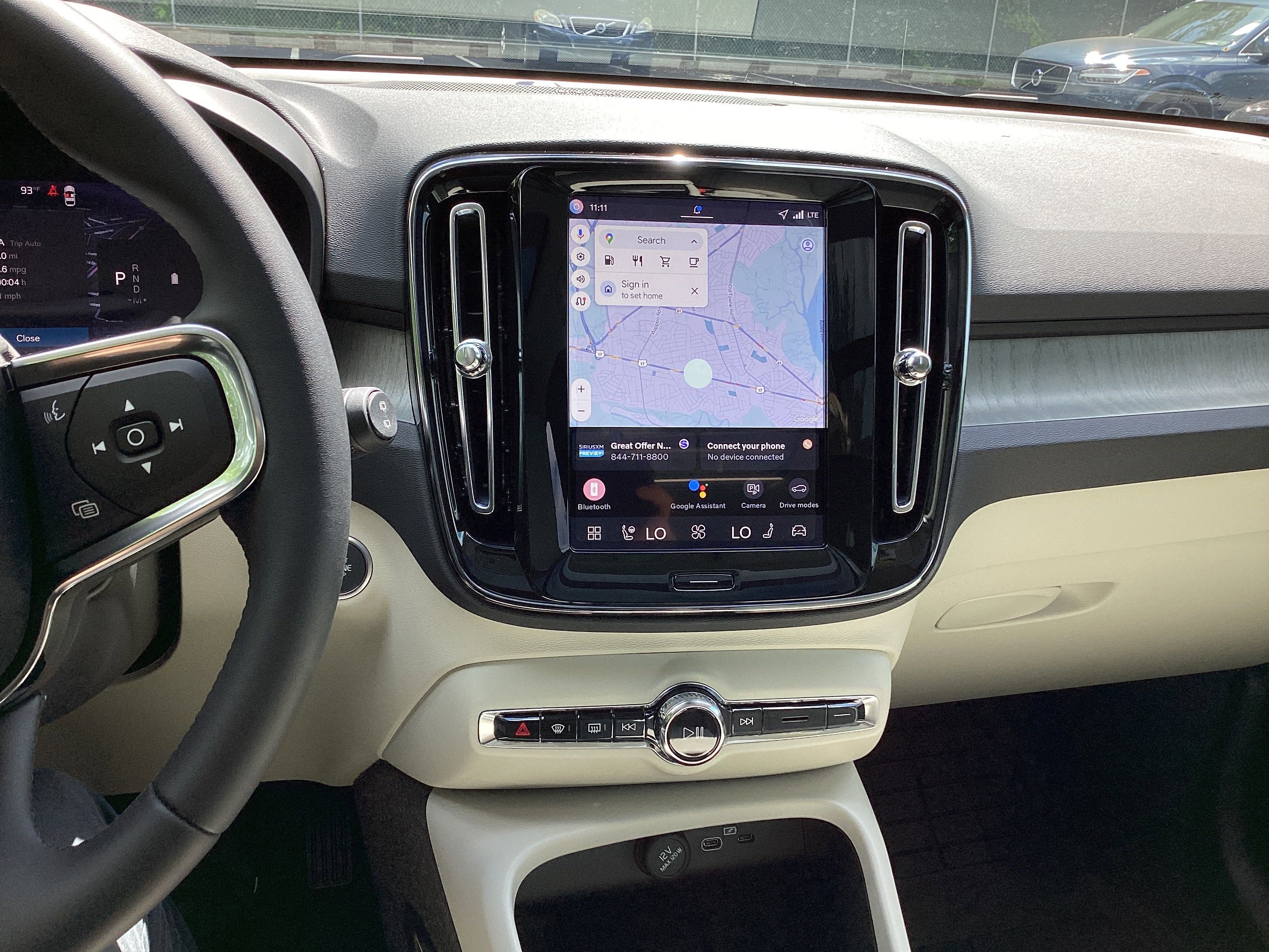 Used 2026 Volvo XC40 B5 Ultra w/ Protection Package Premier image 57