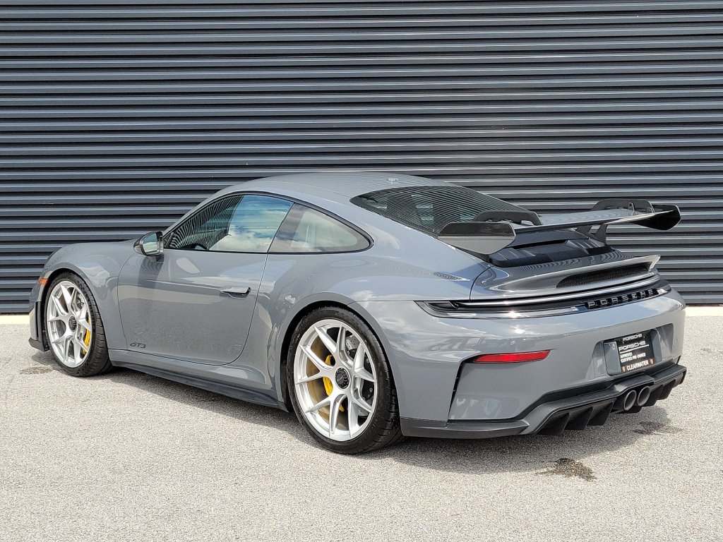 Certified 2025 Porsche 911 GT3 RWD image 3
