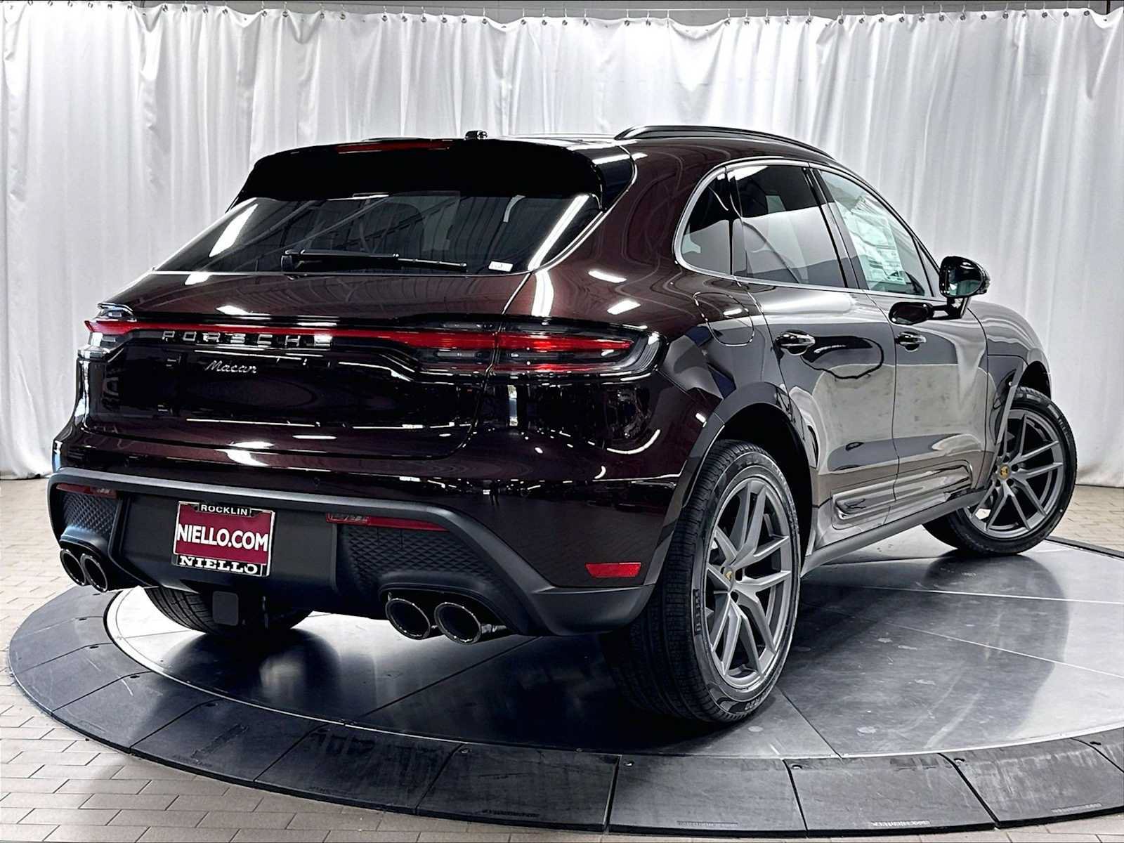 New 2026 Porsche Macan AWD/4WD image 7