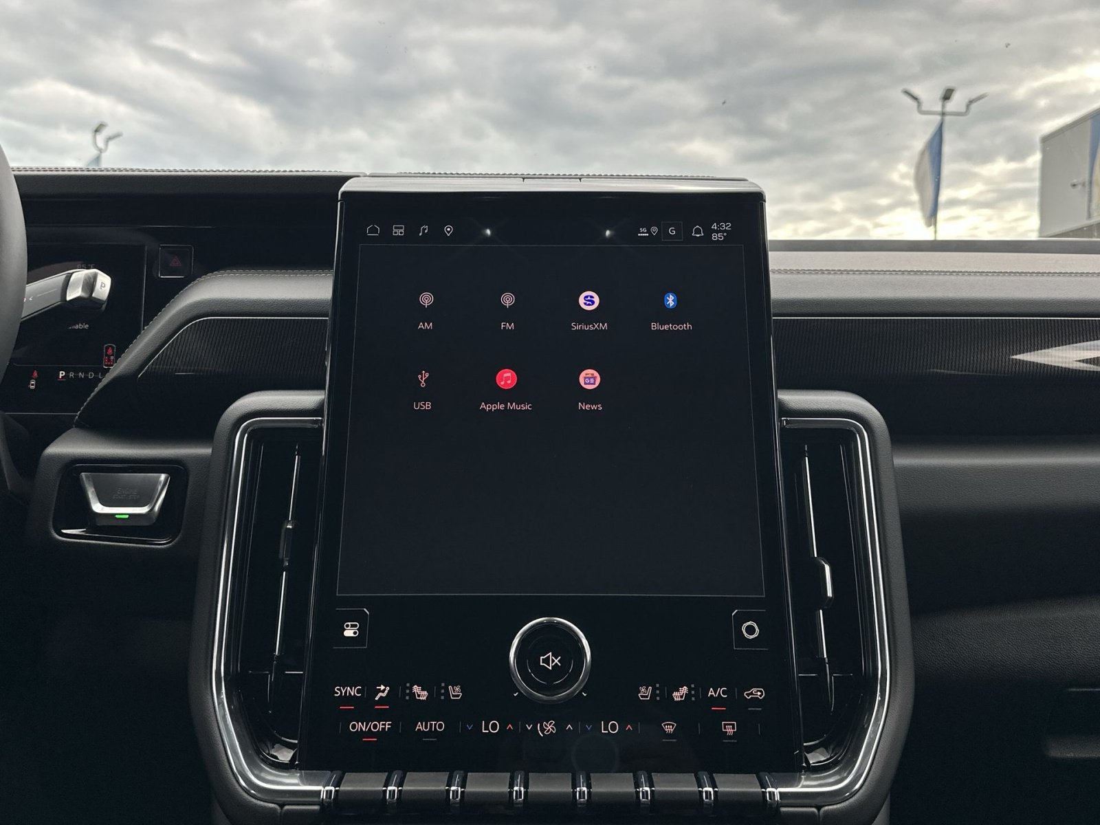 New 2026 GMC Yukon XL Elevation w/ Elevation Premium Package AWD/4WD image 18
