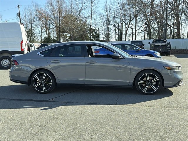 Used 2024 Honda Accord Sport image 14