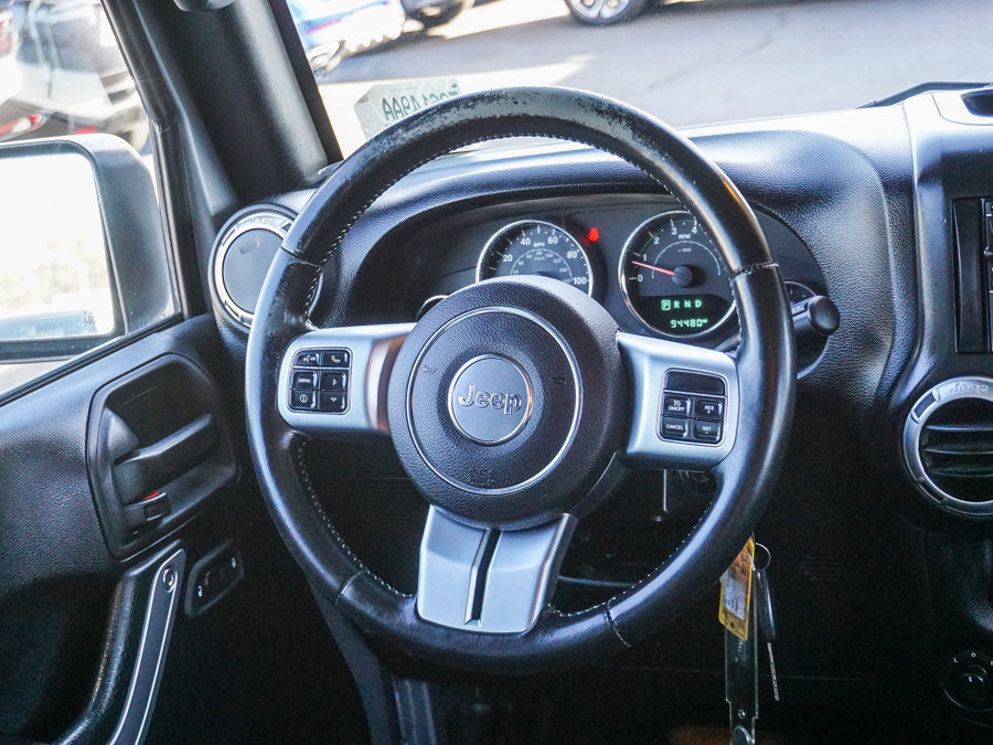 Used 2015 Jeep Wrangler Unlimited Sport AWD/4WD image 17