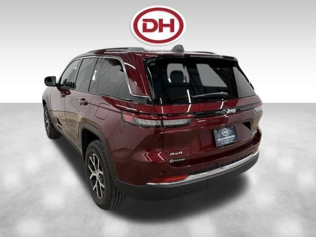 Used 2025 Jeep Grand Cherokee Limited w/ Trailer Tow Package AWD/4WD image 11