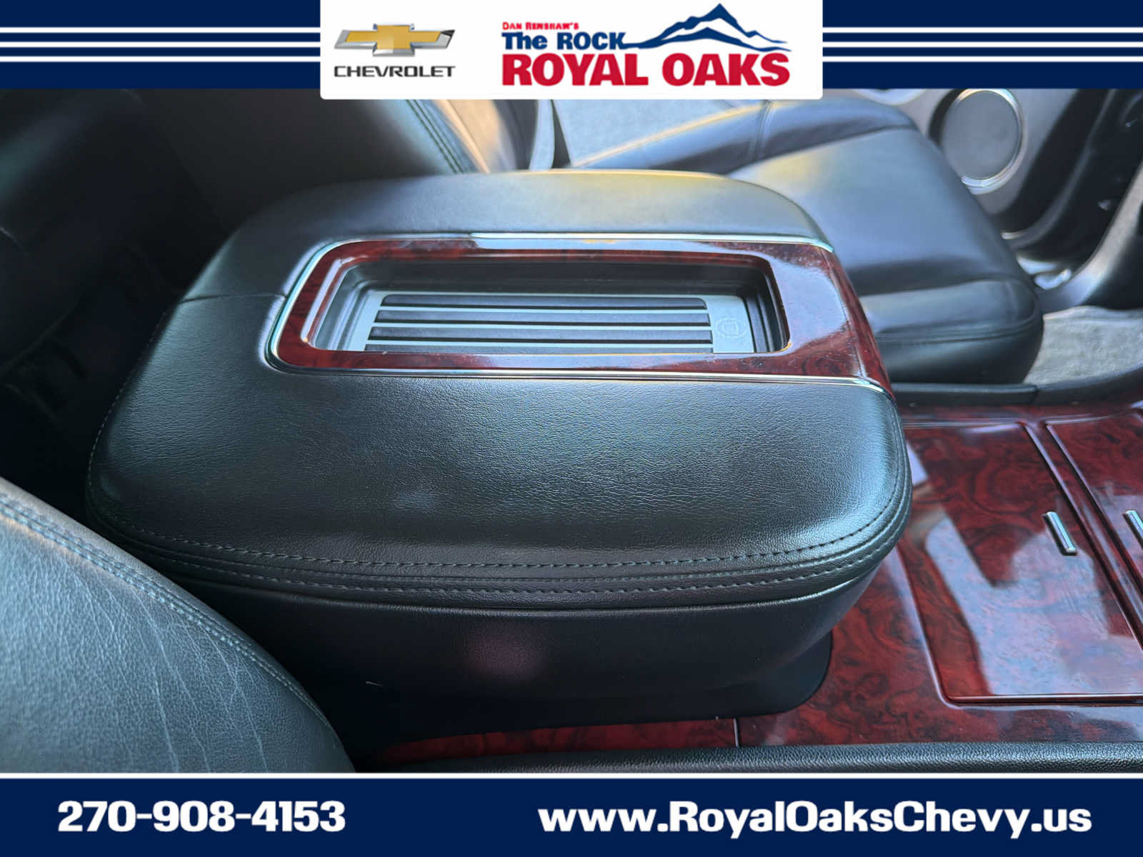Used 2012 Cadillac Escalade Luxury AWD/4WD image 40