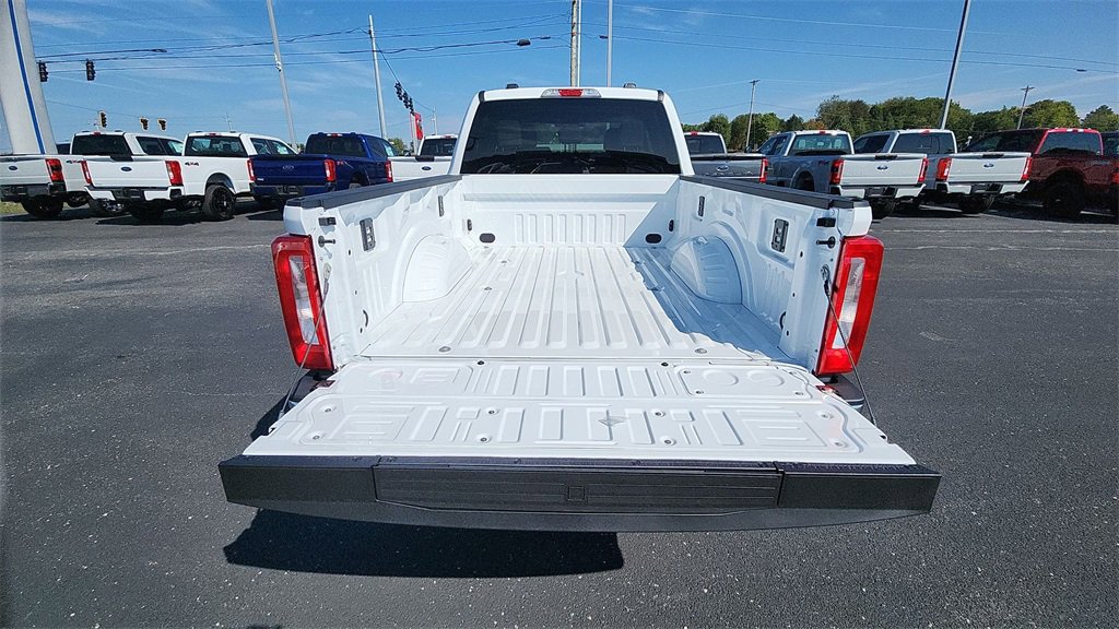 New 2026 Ford F250 XLT w/ FX4 Off-Road Package image 26