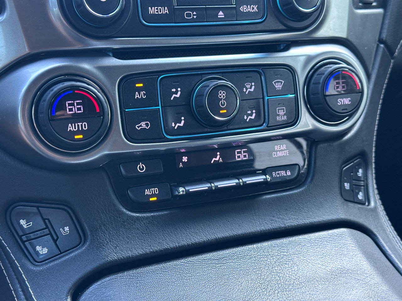 Used 2017 Chevrolet Tahoe Premier image 26