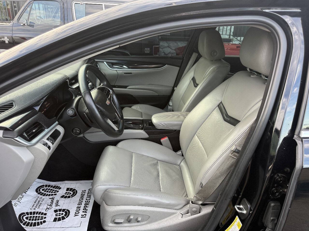 Used 2016 Cadillac XTS Luxury AWD/4WD image 11