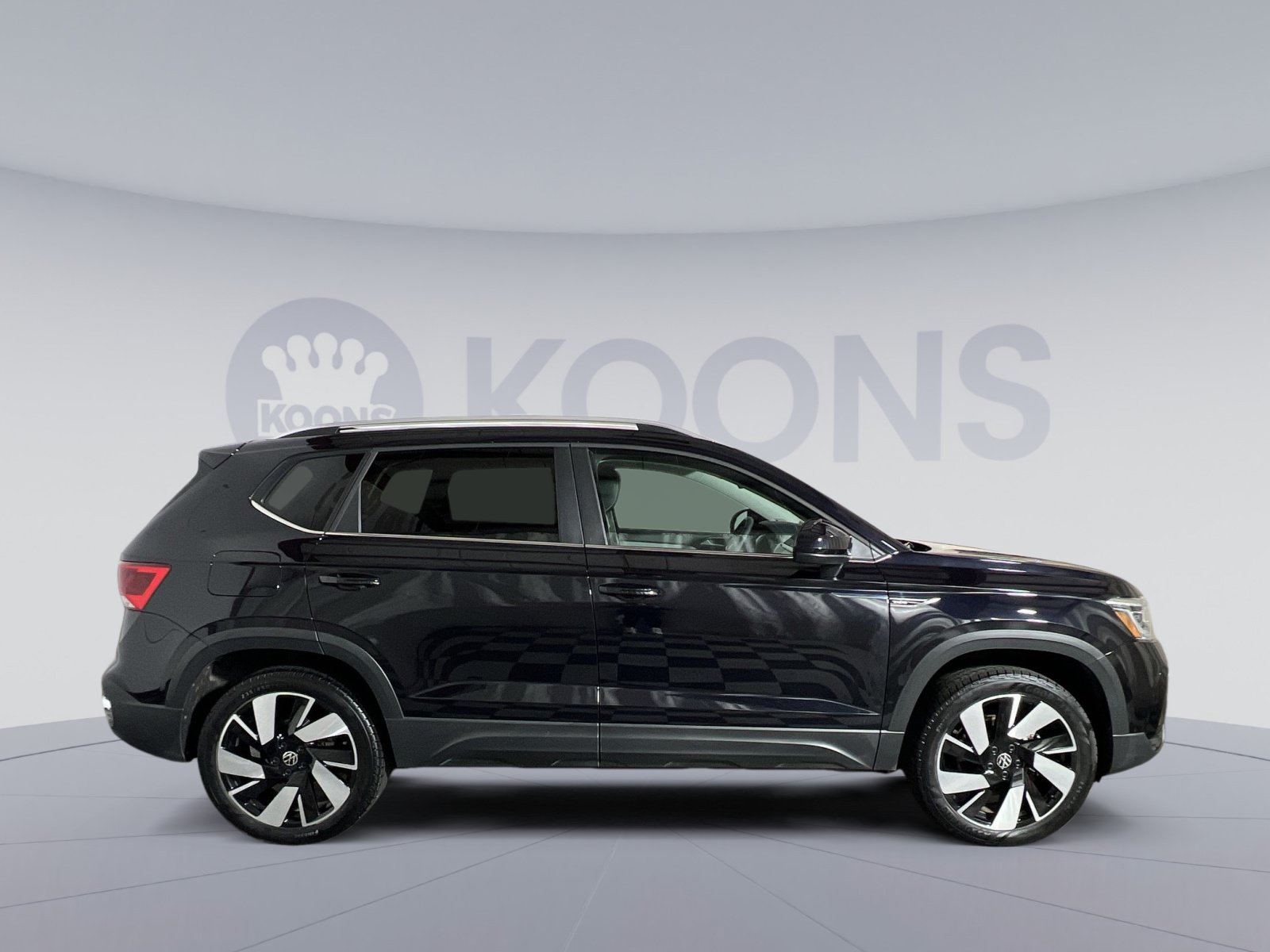 Used 2024 Volkswagen Taos SEL AWD/4WD image 8