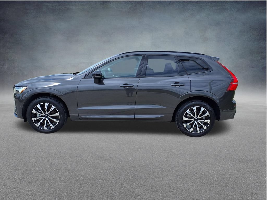 Certified 2025 Volvo XC60 B5 Plus AWD/4WD image 5