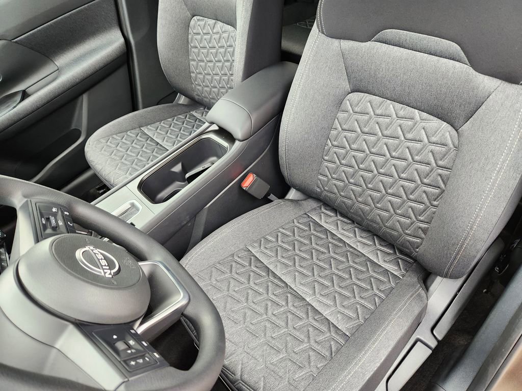 New 2026 Nissan Kicks SV w/ SV Premium Package AWD/4WD image 10