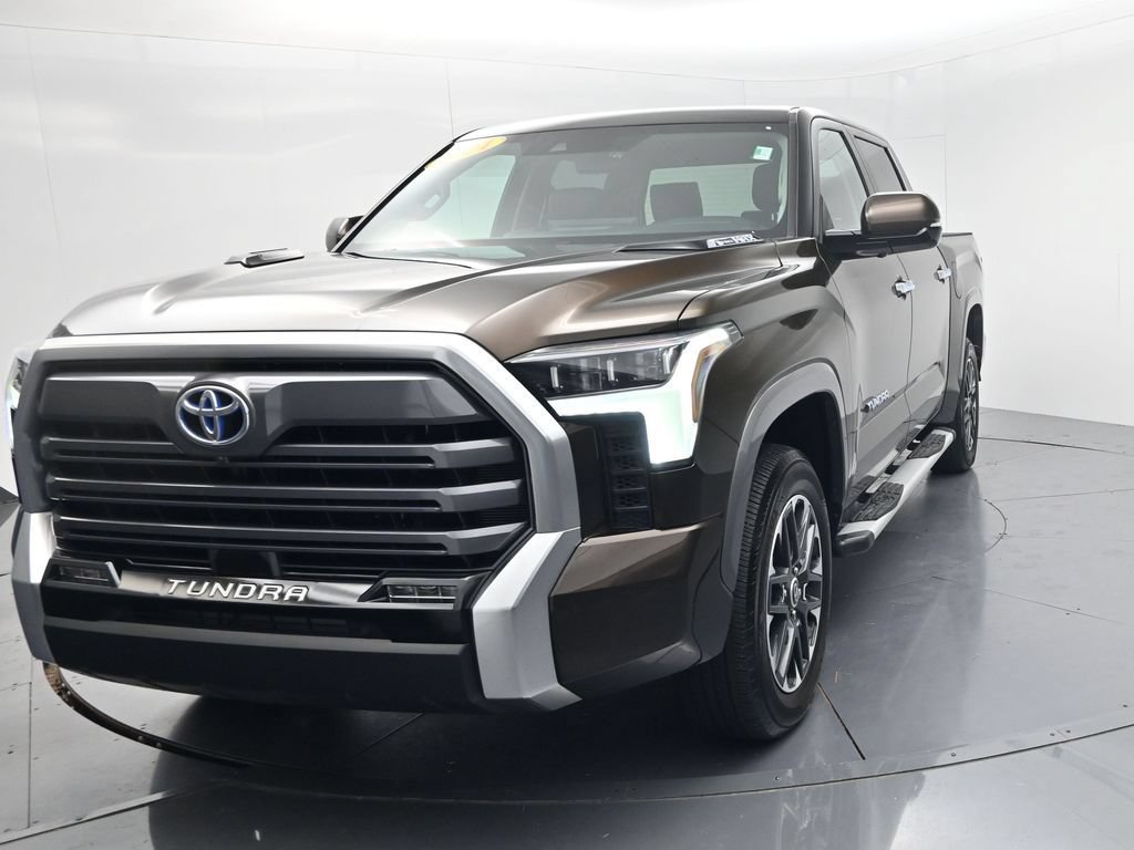 Used 2024 Toyota Tundra Limited AWD/4WD image 3