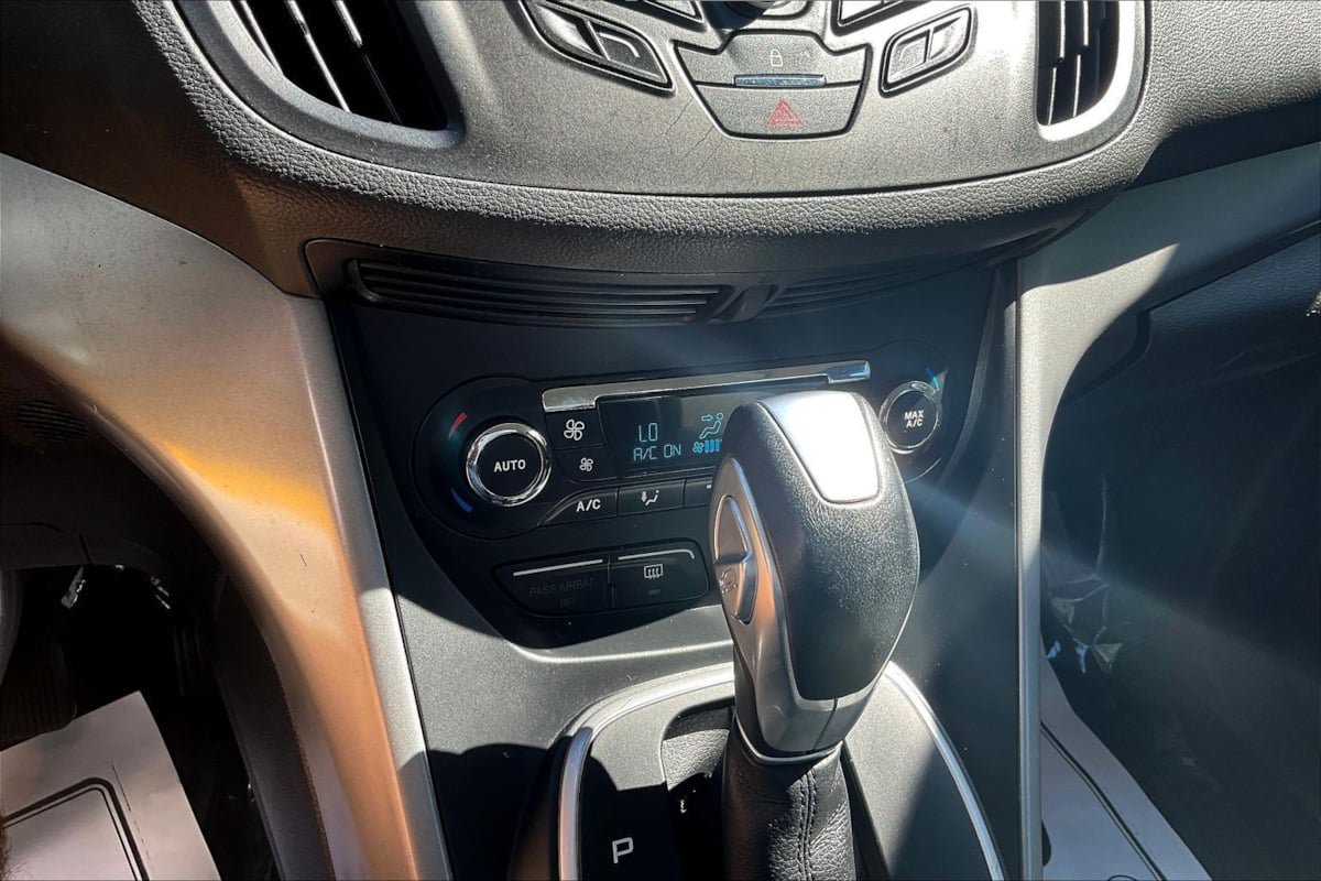 Used 2013 Ford C-MAX SE FWD image 14