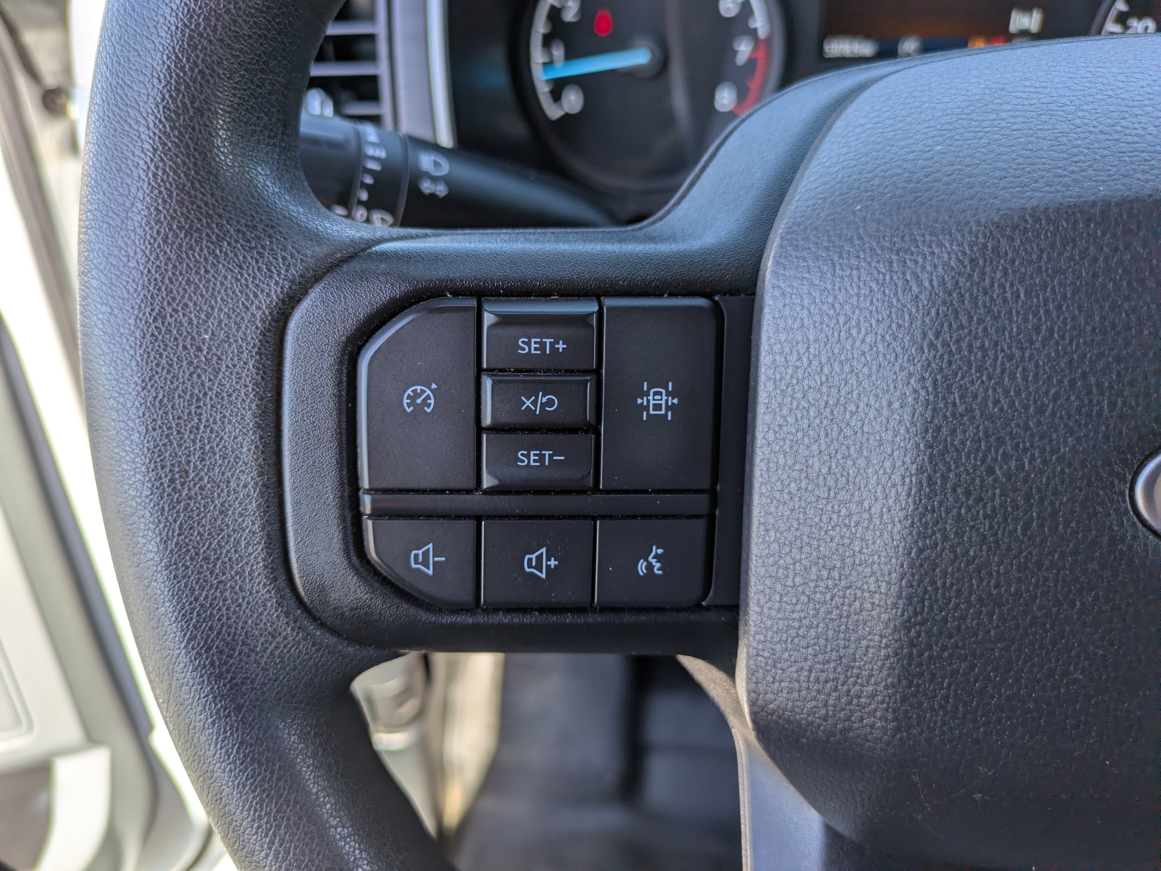 Used 2022 Ford F150 XL w/ Equipment Group 101A High image 25