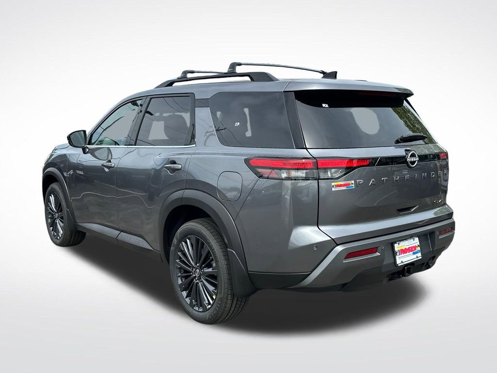 New 2026 Nissan Pathfinder SL w/ SL Premium Package AWD/4WD image 3