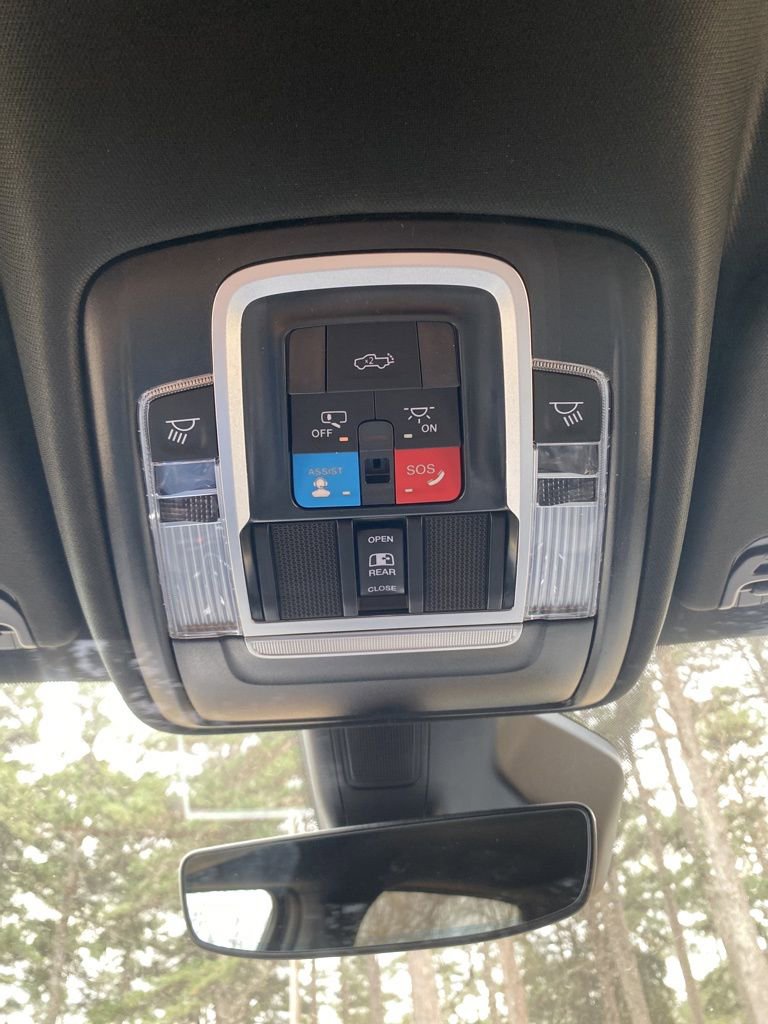 New 2026 RAM 1500 4x4 Crew Cab image 41