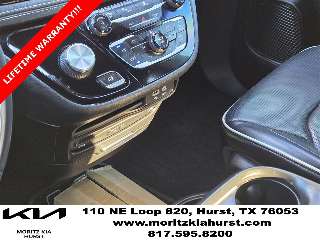Used 2020 Chrysler Pacifica Limited w/ Advanced Safetytec Group image 9