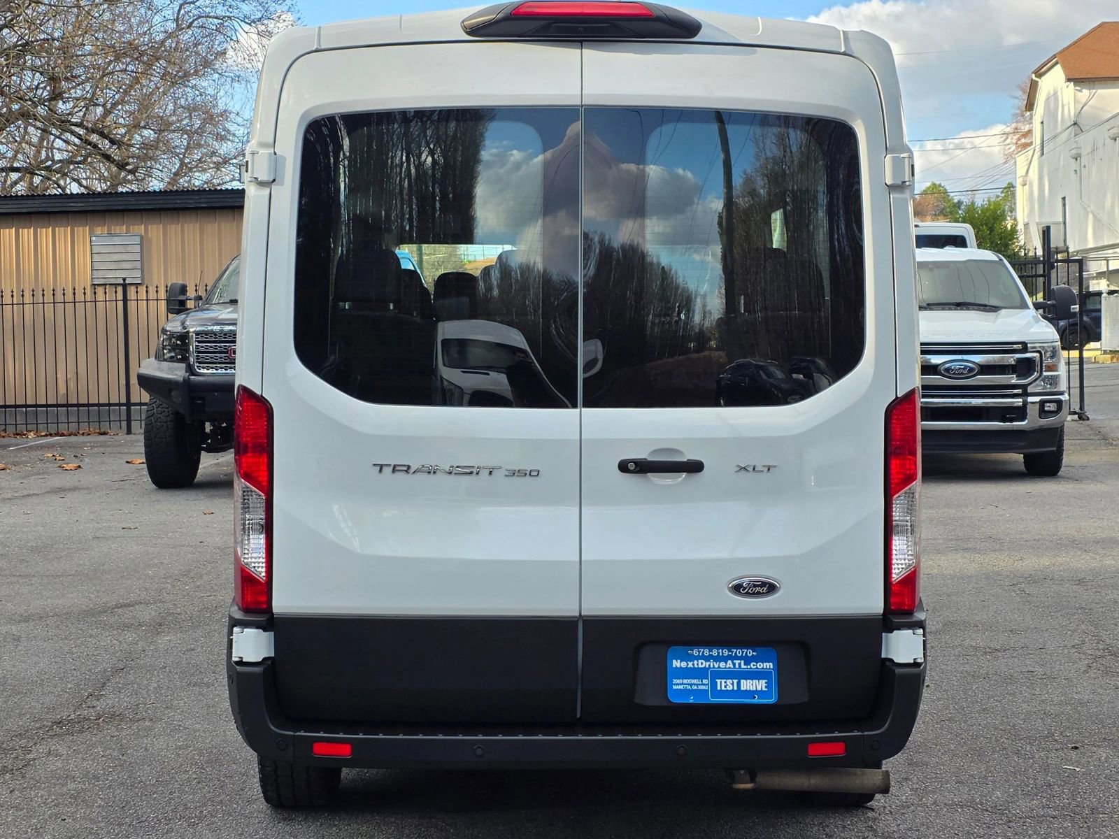 Used 2023 Ford Transit 350 XLT RWD image 7