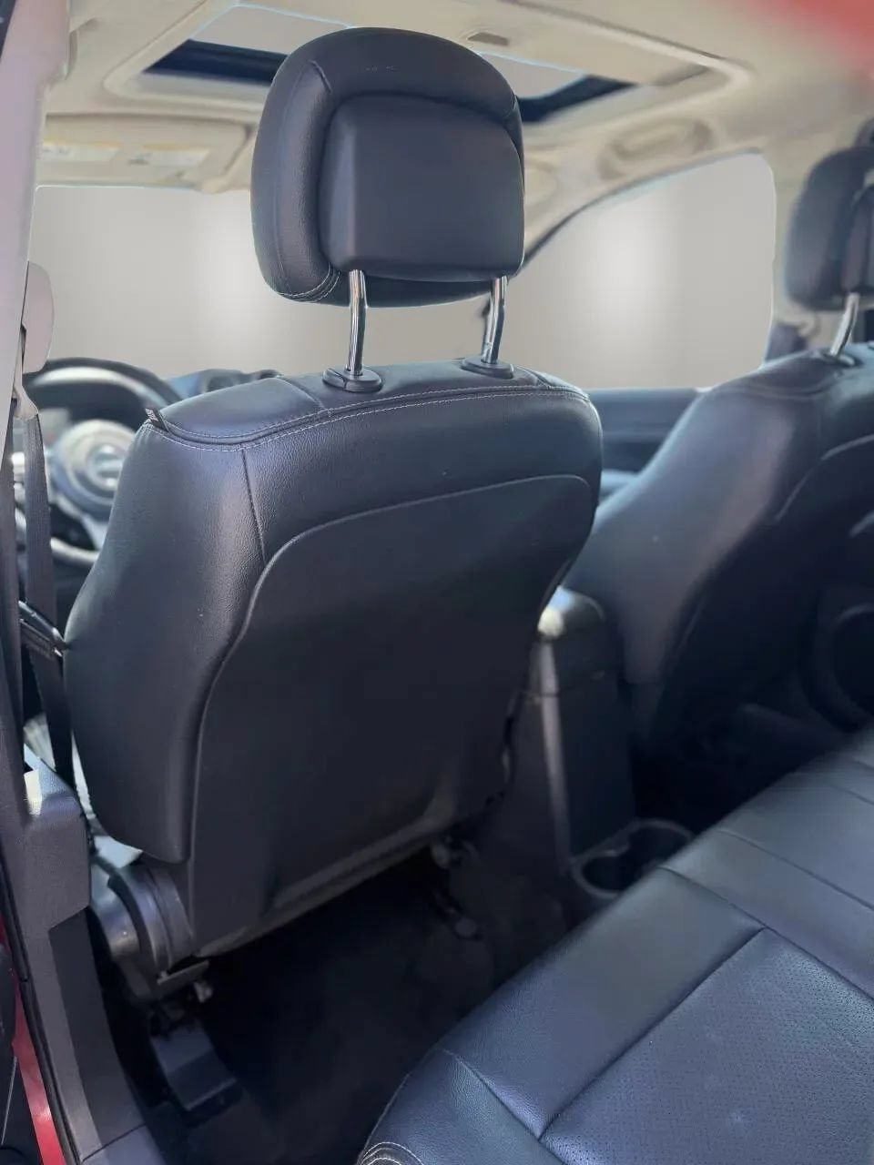 Used 2017 Jeep Compass High Altitude AWD/4WD image 19