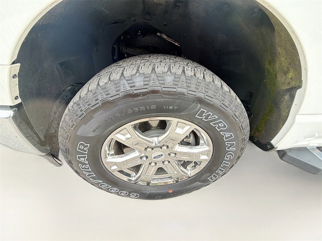 Used 2021 Ford F150 Lariat image 33