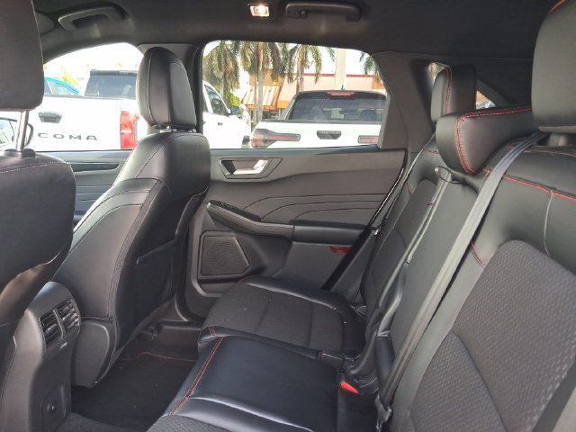 Used 2023 Ford Escape ST-Line w/ Tech Pack #1 FWD image 7