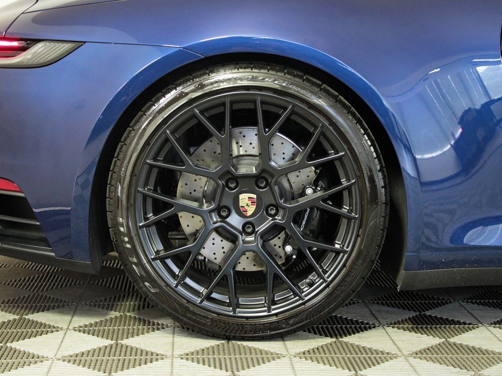 Used 2024 Porsche 911 Carrera GTS image 44