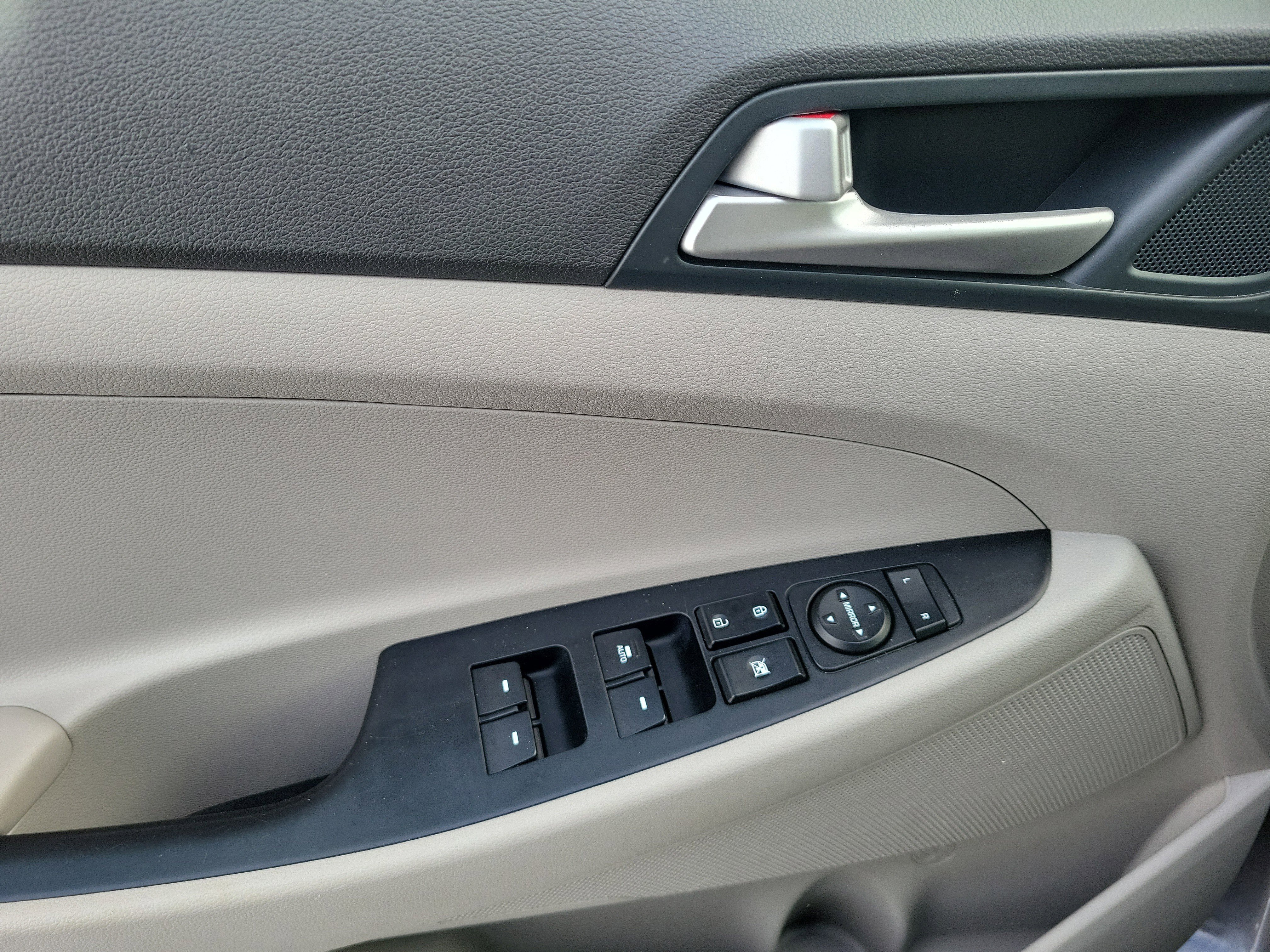 Used 2020 Hyundai Tucson Value image 16