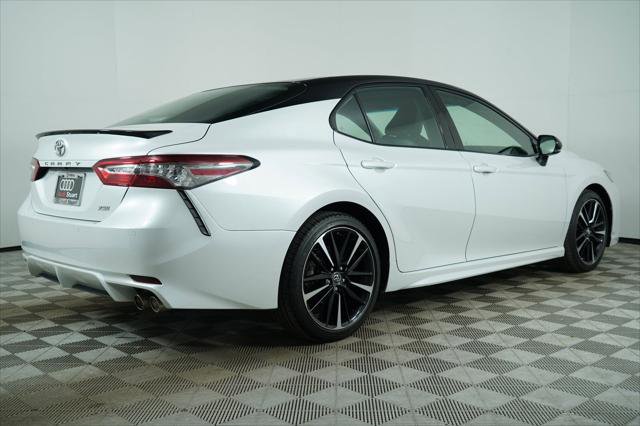 Used 2018 Toyota Camry XSE FWD image 11