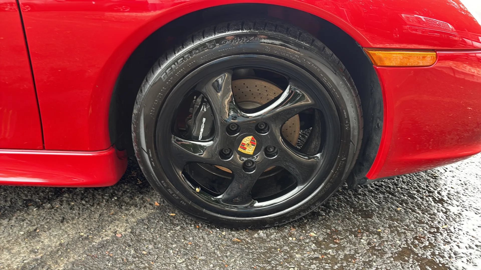 Used 2003 Porsche 911 Carrera 4 AWD/4WD image 23