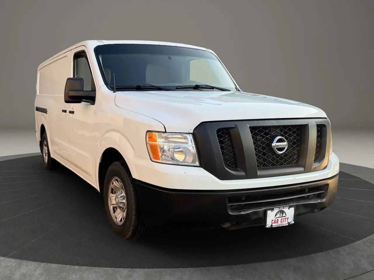 Used 2015 Nissan NV 2500 SV w/ Technology Package image 5