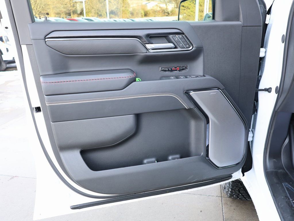 New 2025 GMC Sierra 1500 AT4X image 11