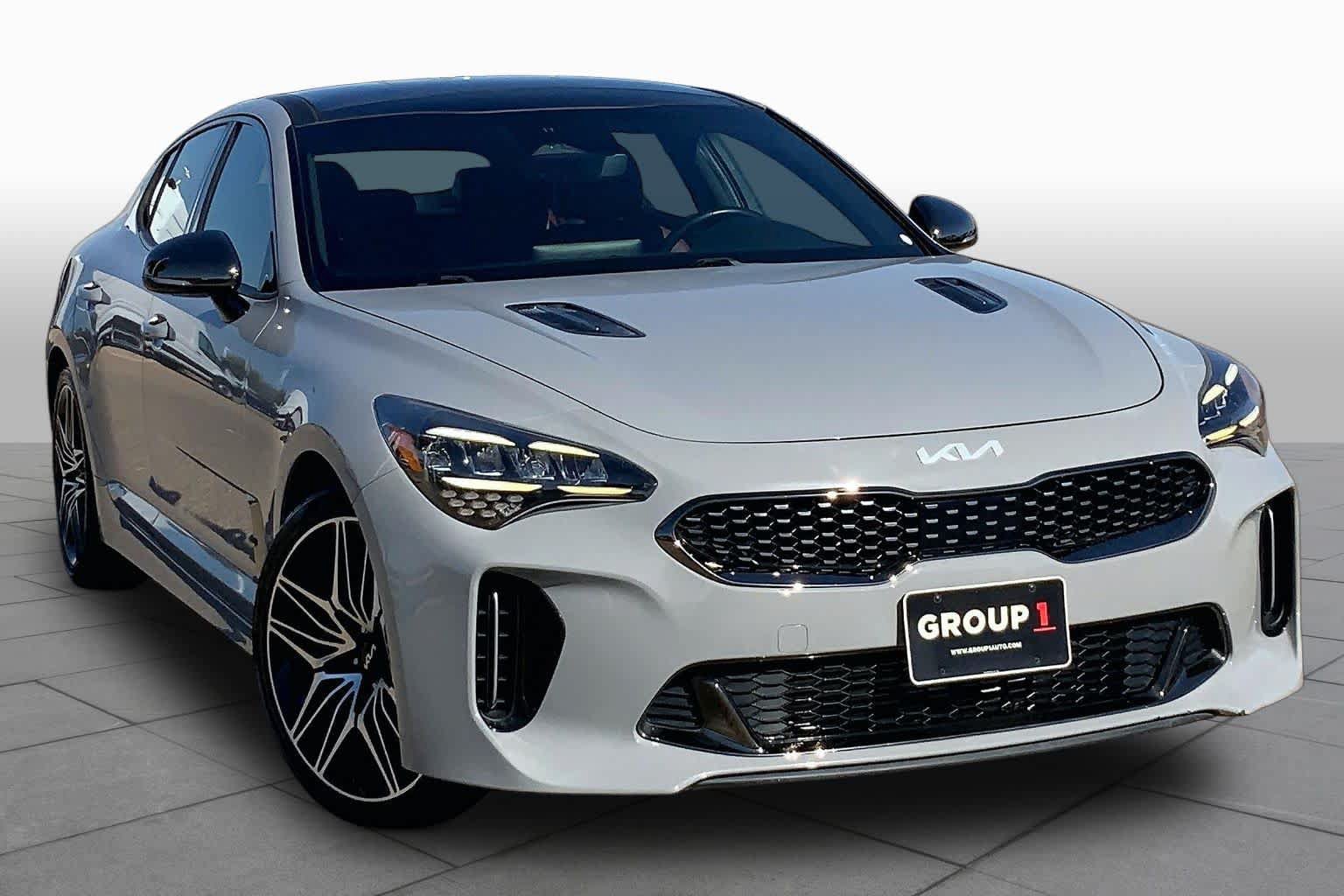 Used 2022 Kia Stinger GT1 w/ Red Interior Color Package RWD image 3
