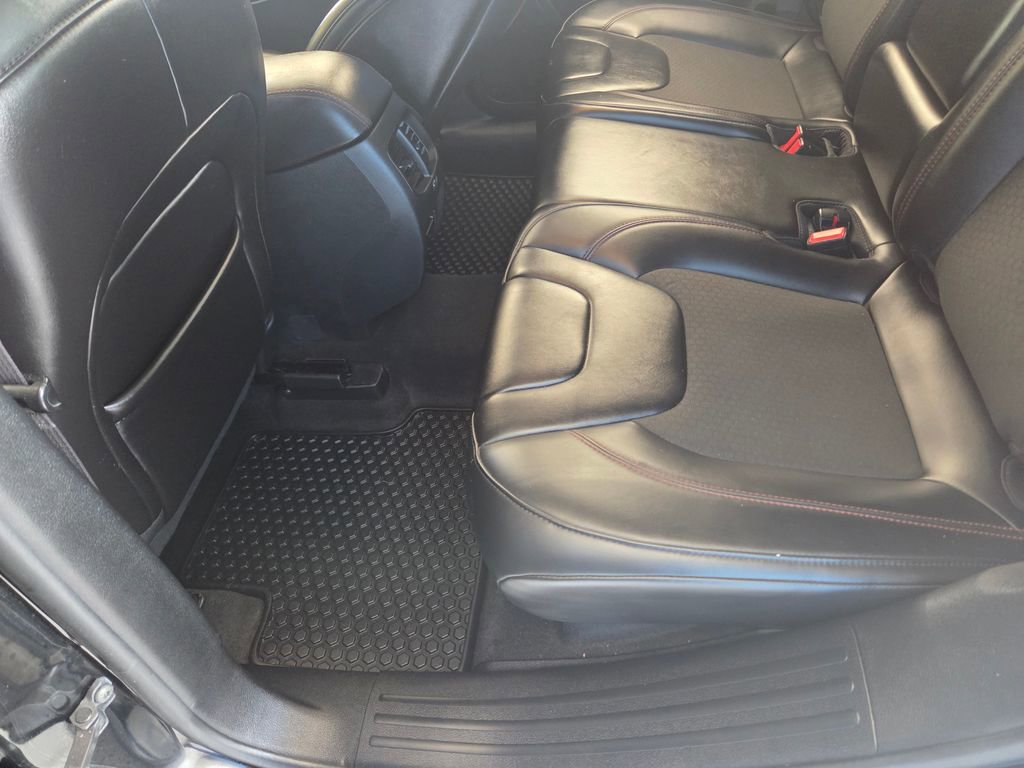 Used 2019 Jeep Cherokee Trailhawk w/ Comfort & Convenience Group image 21