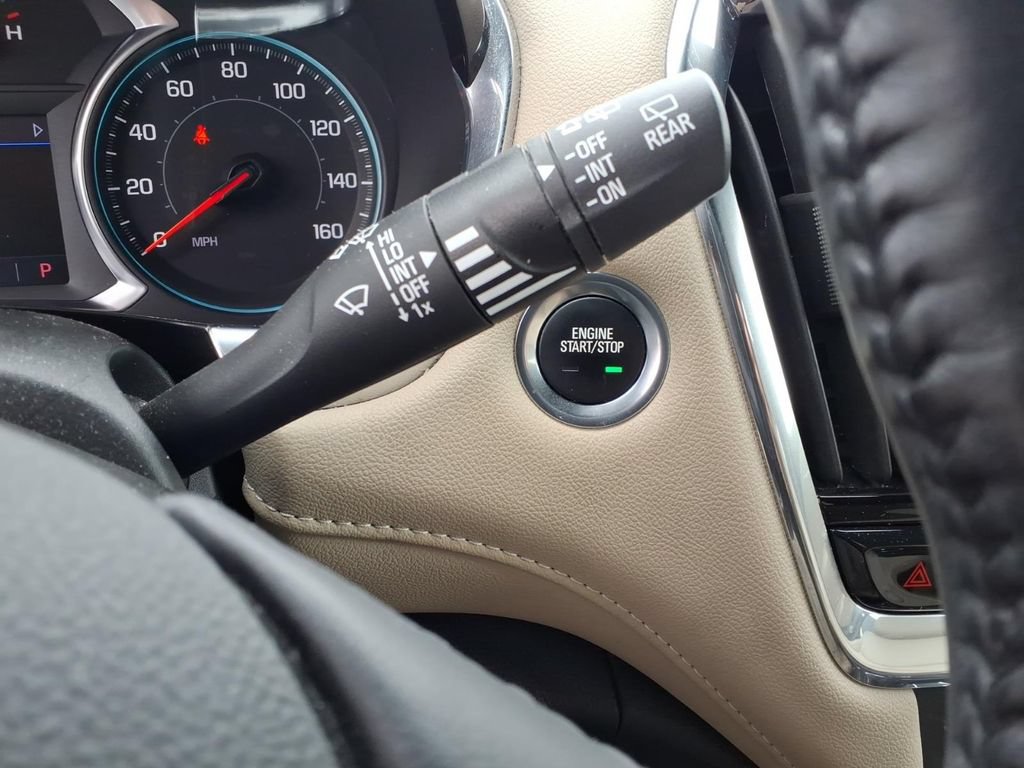 Used 2022 Chevrolet Traverse LT AWD/4WD image 22