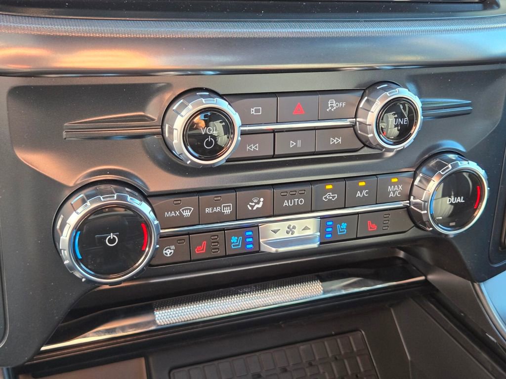 New 2026 Ford F150 Lariat w/ Equipment Group 502A High image 15