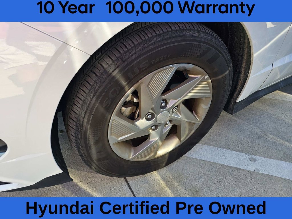 Used 2025 Hyundai Sonata SE FWD image 12