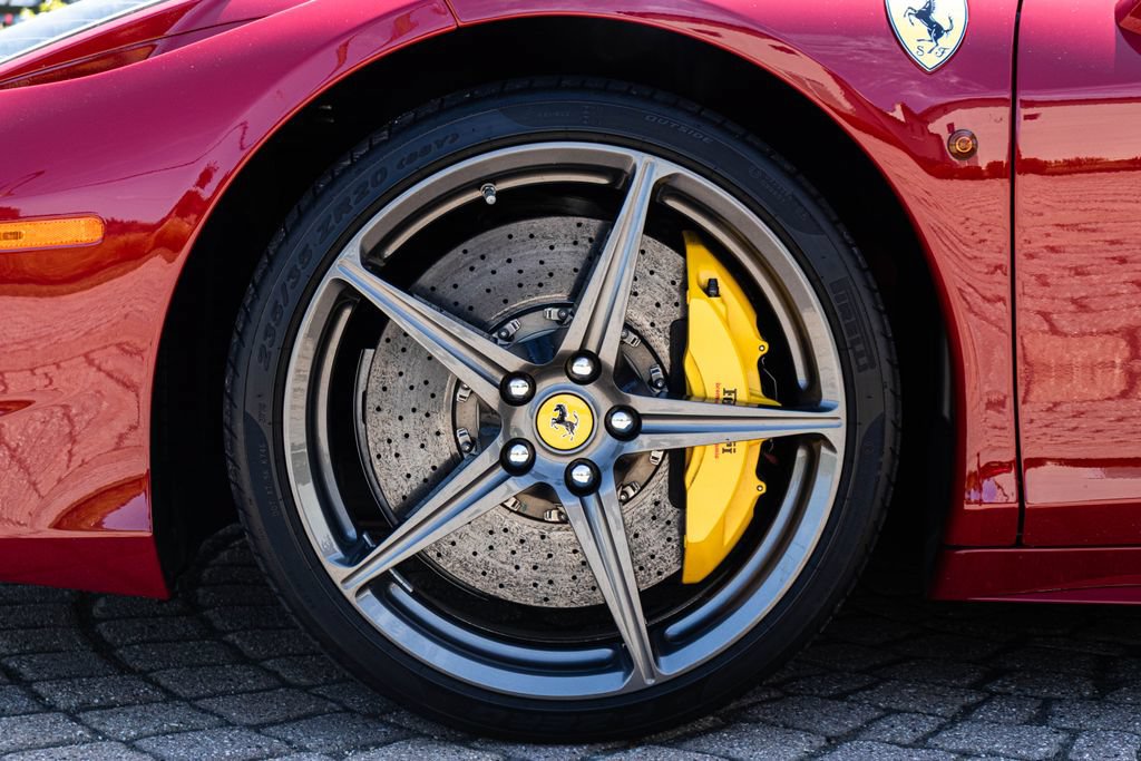 Used 2013 Ferrari 458 Italia Coupe RWD image 61