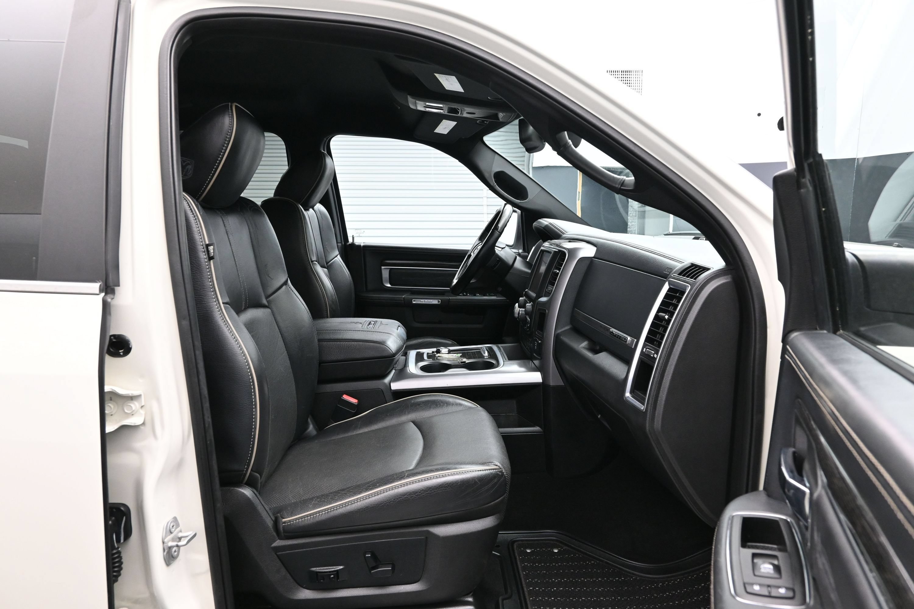 Used 2018 RAM 1500 Limited AWD/4WD image 13