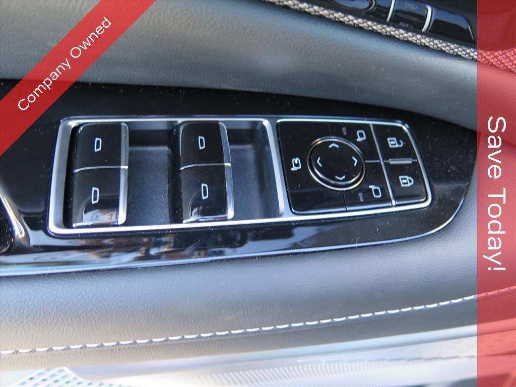 New 2026 Cadillac Optiq Luxury 2 RWD image 12