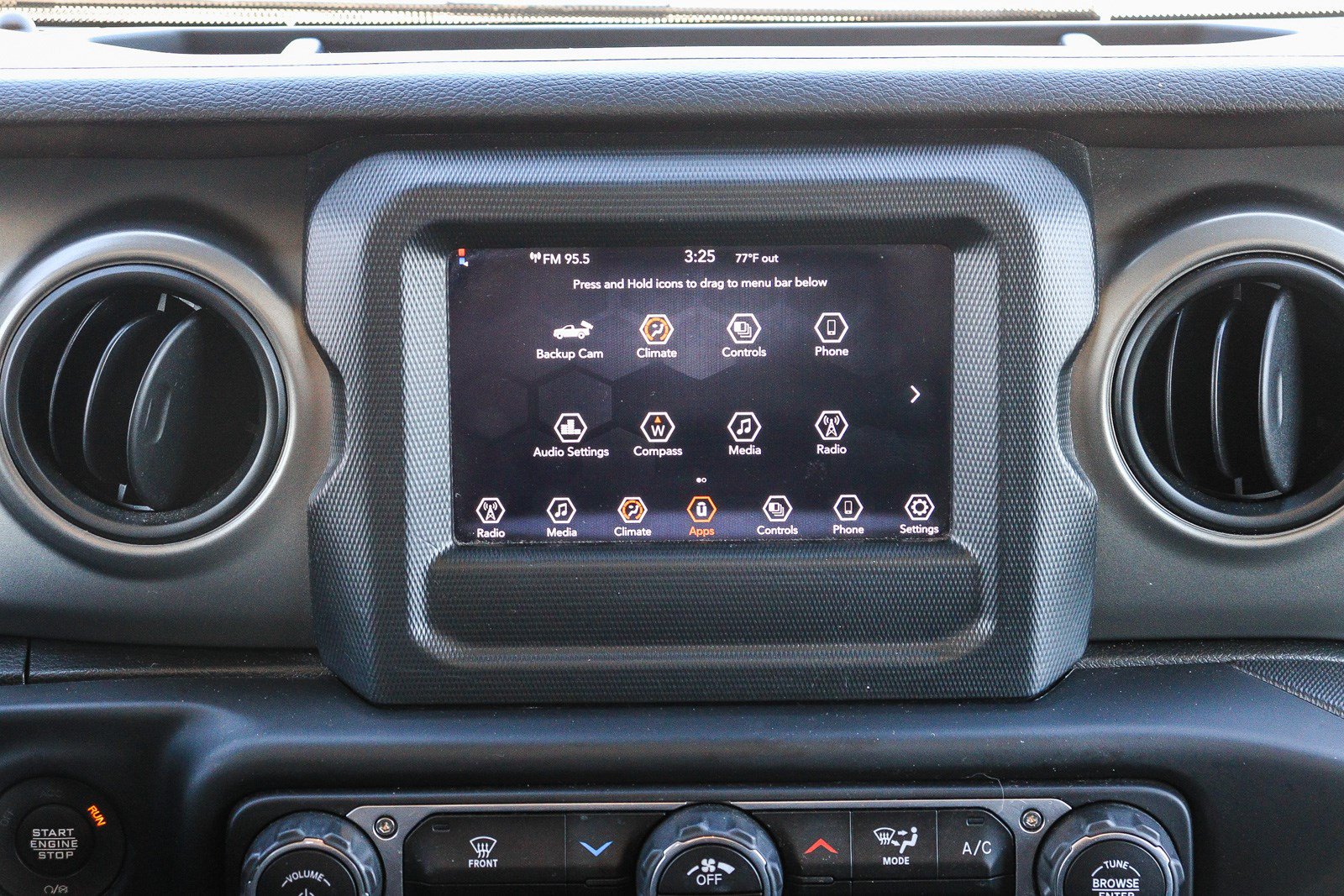 Used 2022 Jeep Gladiator Sport AWD/4WD image 18