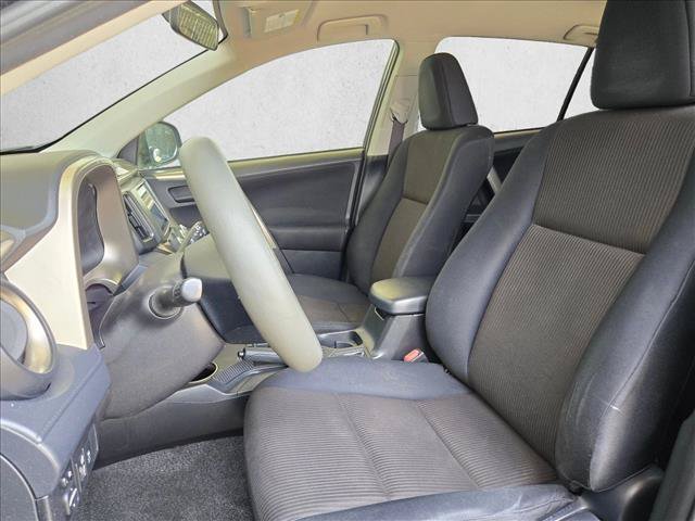 Used 2014 Toyota RAV4 LE FWD image 10