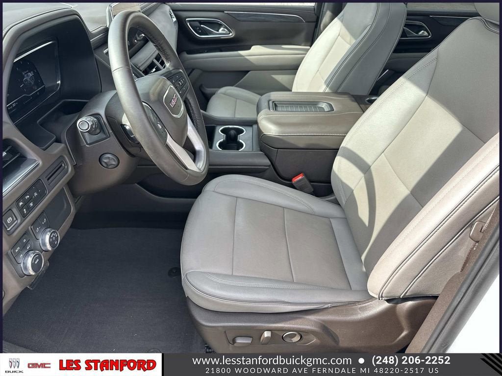 Used 2023 GMC Yukon XL SLT w/ SLT Premium Package AWD/4WD image 22